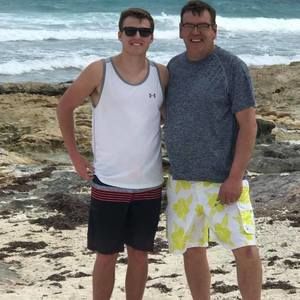 Meet your Posher, Collin